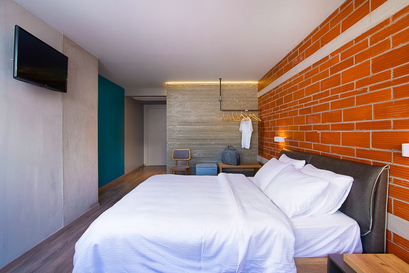 DOUBLE-PLUS-ROOM-6