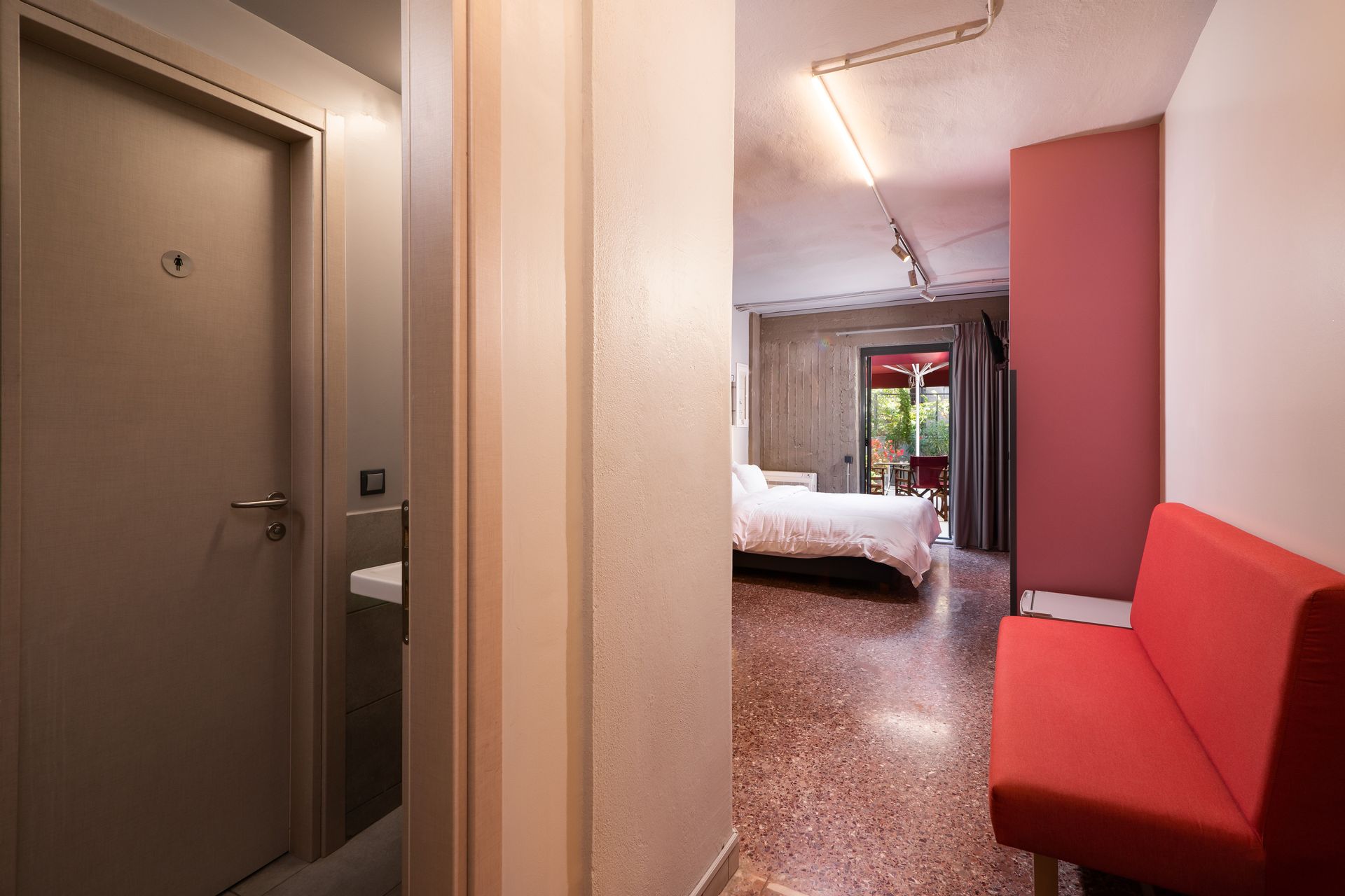 Studio with Terrace Urban Donkey Hotel Thessaloniki 6